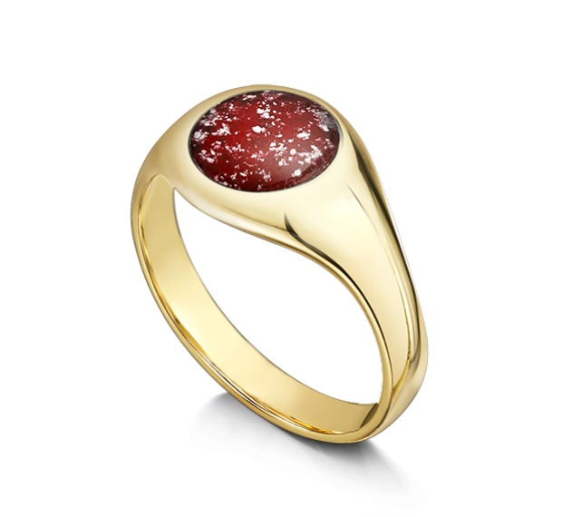 Classic Signet Ring in Red